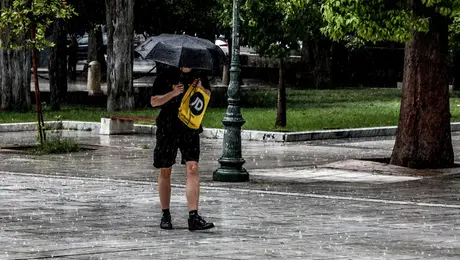Αγριεμένος ο καιρός στην Αθήνα