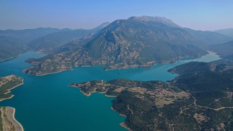 λιμνη μορνου