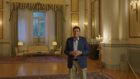 Ο Αλέξης Παπαχελάς στο ντοκιμαντέρ Σκοτεινή Δεκαετία