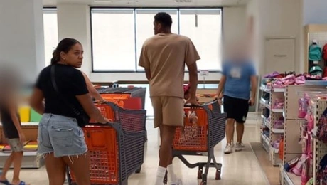 γιαννης αντετοκουνμπο σουπερ μαρκετ