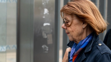 Η Ζιζέλ Πελικό στη Γαλλία