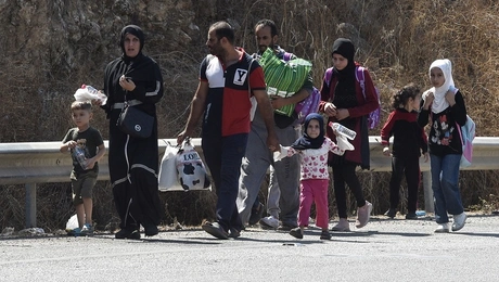 Κάτοικοι φεύγουν από τον Λίβανο