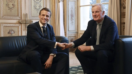 macron barnier