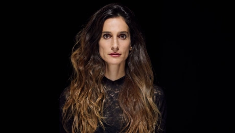 Η Μαρίνα Καλογήρου ως Έλλη Κομνηνού στη σειρά «Ο Τιμωρός»