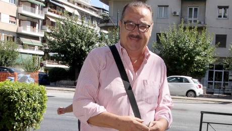 Ο Τάσος Κωστής πήρε την αποφάση να εγκαταλείψει την Ελλάδα και ζει στην Κύπρο