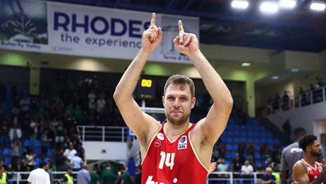 Ο Σάσα Βεζένκοφ