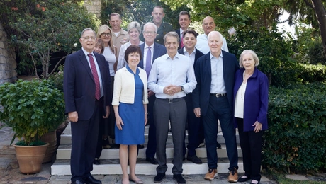 Ο Κυριάκος Μητσοτάκης με Αμερικανούς Γερουσιαστές στα Χανιά