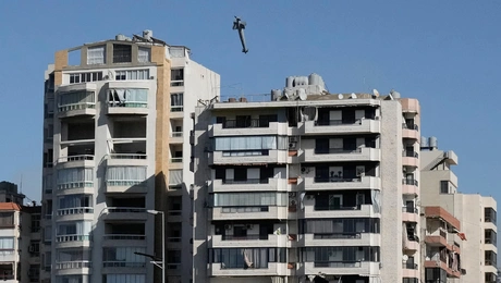 Ρουκέτα πέφτει σε κτίριο στη Βηρυτό