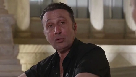 Ο Ρένος Χαραλαμπίδης στην εκπομπή «Ο Κόσμος Μέσα Μας» στο Attica TV