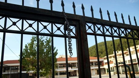 Κλειστό σχολείο