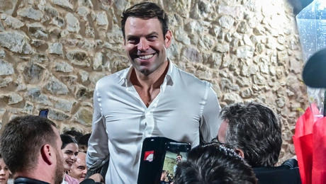 Ο Στέφανος Κασσελάκης στα νέα γραφεία