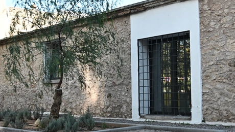 Τα γραφεία του Στέφανου Κασσελάκη στον Ταύρο