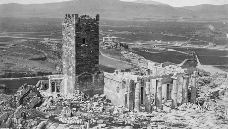 Ο Φραγκικός Πύργος στην Ακρόπολη