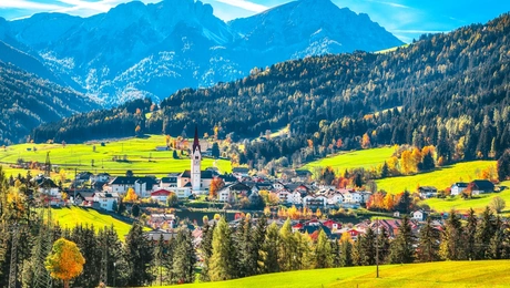 Στη Βαλντάορα της Ιταλίας βρίσκεται ένα από τα παλαιότερα ξενοδοχεία του κόσμου