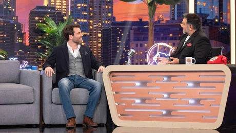 Ο Αλέξανδρος Χρυσανθόπουλος στο The 2Night Show