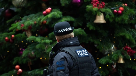 astynomikos xristougenna