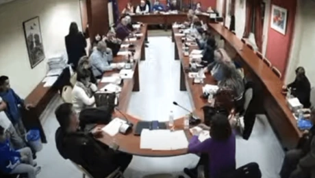 Το Δημοτικό Συμβούλιο στην Εύβοια