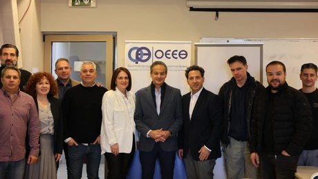  Οι πρόεδροι των εμπορικών συλλόγων Αθήνας και Πειραιά μαζί στις αγορές της περιφέρειας