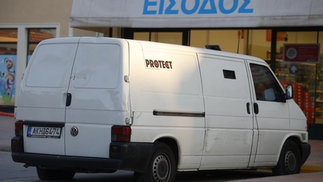 Ληστεία σε χρηματαποστολή στο Λαύριο