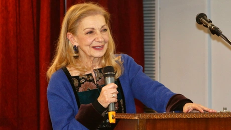 Πέμη Ζούνη: Δικαιώθηκε εναντίον συνεργάτιδάς της για την υποτιθέμενη συνεργασία με τον Ανγκ Λι