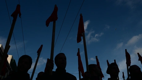 Άρχισε η πορεία για το Πολυτεχνείο