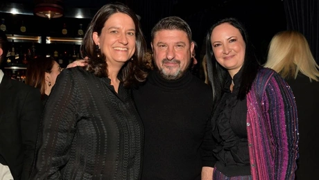 Ο Νίκος Χαρδαλιάς στη βραδιά της Άντζελας Μαρίας Ρουσογιαννάκη για τις εκλογές του ΕΒΕΑ