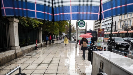 Βροχερός καιρός στην Αθήνα