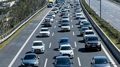 Κίνηση στην Αττική Οδό