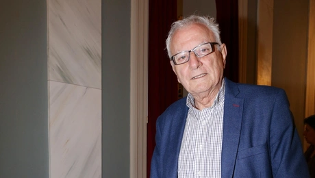 Κώστας Χαρδαβέλλας