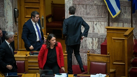 μητσοτακης βουλη