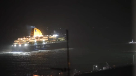 To «Blue Star Delos» προσπαθούσε να δέσει στο λιμάνι της Νάξου