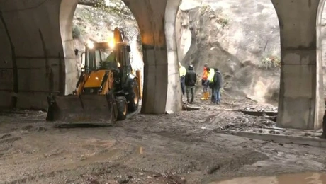 Η σήραγγα των Τεμπών