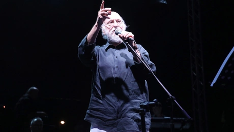 Ο Διονύσης Σαββόπουλος για τη μάχη του με τον καρκίνο: «Μού αφαίρεσαν μισό πνευμόνι»