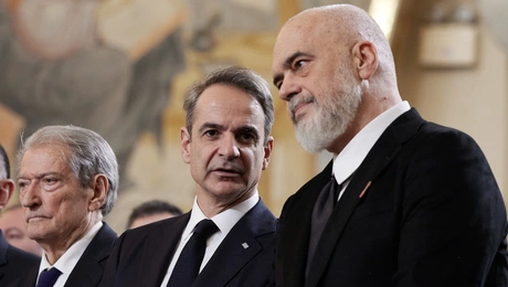 Ο Κυριάκος Μητσοτάκης και ο Έντι Ράμα