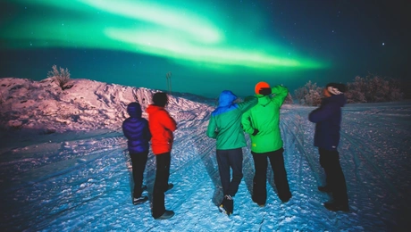 Nocturism: Η μεγάλη ταξιδιωτική τάση για το 2025 είναι εδώ