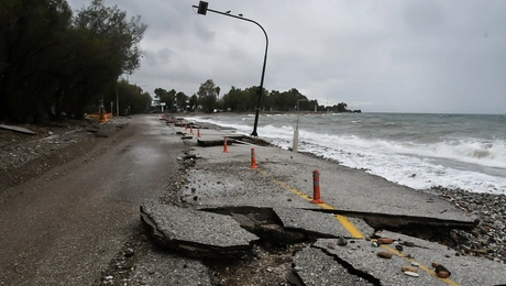 καταστροφεσ πατρα