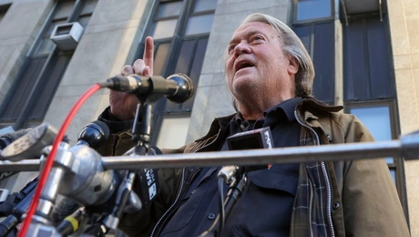 Ο Στιβ Μπάνον