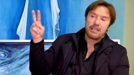 Στράτος Τζώρτζογλου