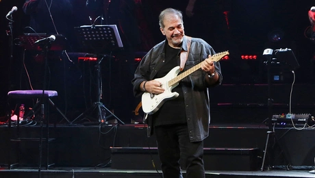 Δημήτρης Σταρόβας