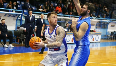 Αγώνας μπάσκετ μεταξύ Ηρακλή και Ερμή Σχηματαρίου