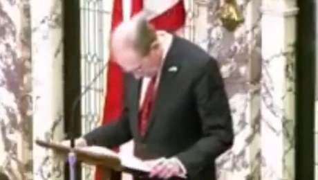 Η στιγμή της λιποθυμίας του αναπληρωτή κυβερνήτη στο Μισισίπι