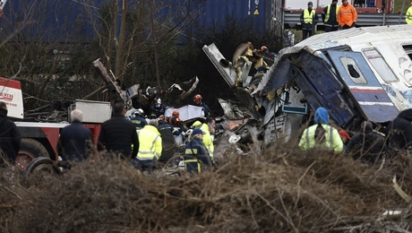 Σύγκρουση τρένων στα Τέμπη