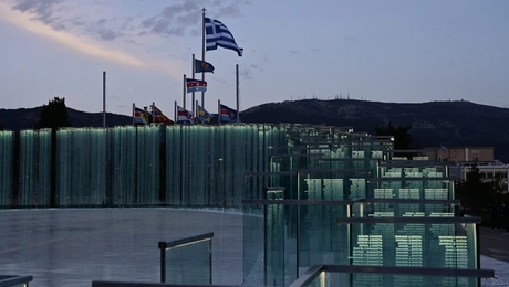 Kivotos - Ethnikis - Mnimis