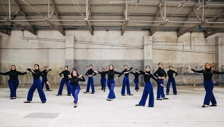 Μυστήριο 96 Κόρες: Ένα ντοκιμαντέρ για τη δημιουργία της μουσικής ομάδας της Μαρίνας Σάττι