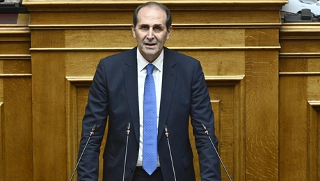 Ο Απόστολος Βεσυρόπουλος