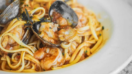 μακαρονάδες