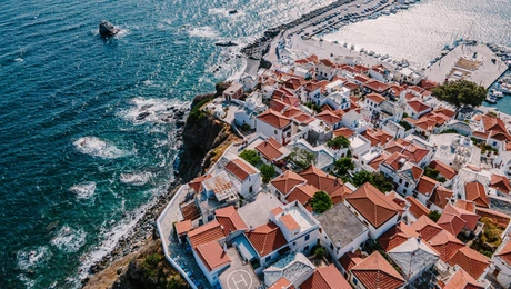 Σκόπελος Νησί