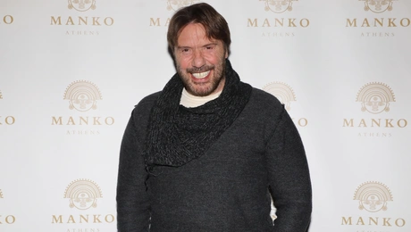 Ο Στράτος Τζώρτζογλου