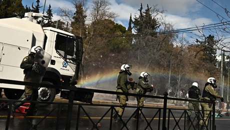 ΜΑΤ στη συγκέντρωση για τα Τέμπη