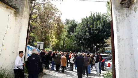 Συγκέντρωση κατοίκων στα Άνω Πατήσια για να γίνει χώρος πρασίνου το εργοστάσιο που κάηκε